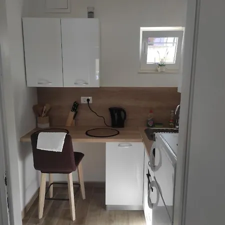 By The Sea Ap. 2 Apartman *